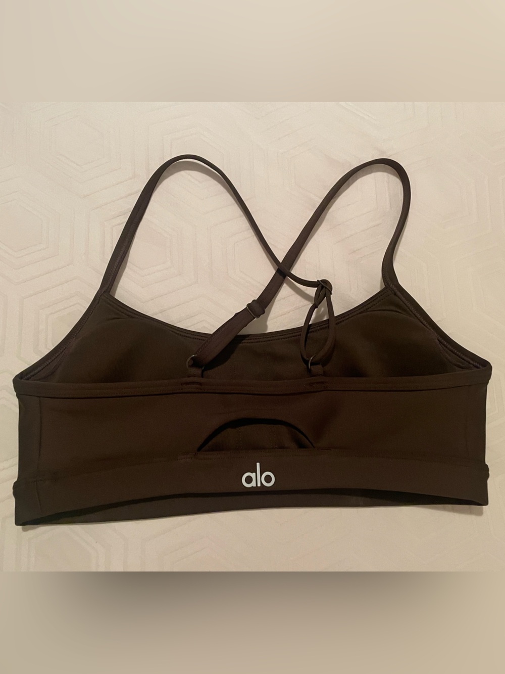 Alo Airlift Intrigue Bra - Picture 2 of 3